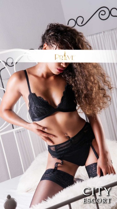 Escortdame Sabrina - Bild 2