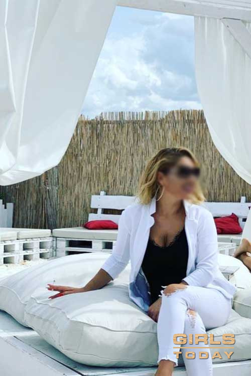 Escortdame Emanuela - Bild 3