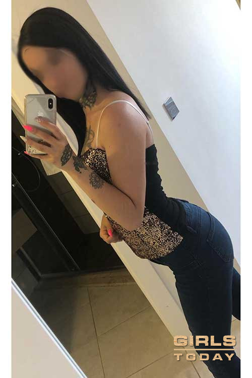 Escortdame Kim - Bild 4