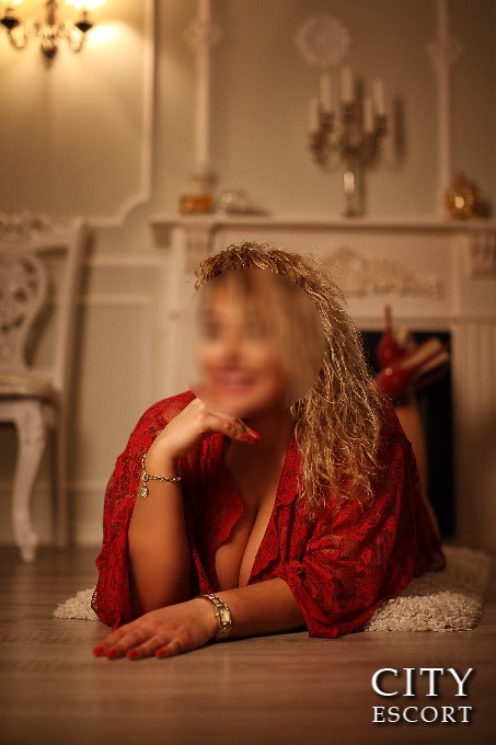 Escortdame Ariane - Bild 6